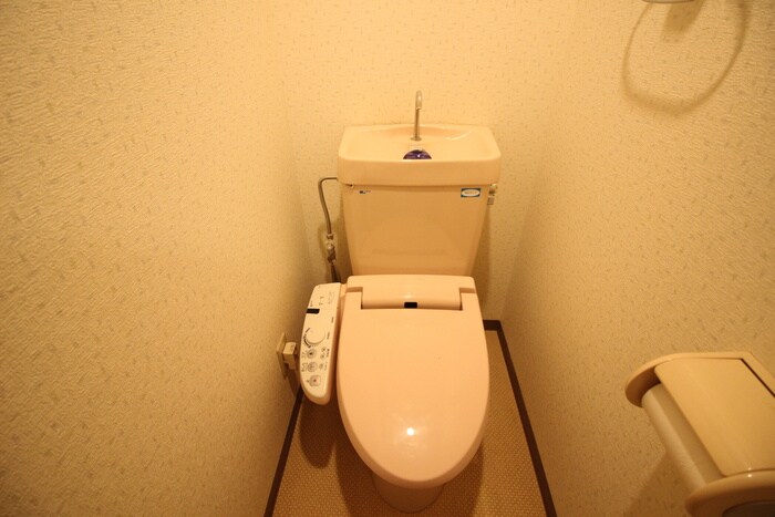 物件内観写真9　(トイレ)