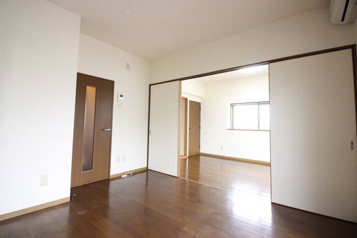 物件内観写真16　(居室)