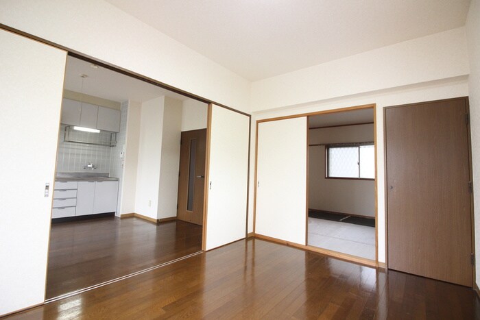 物件内観写真18　(居室)