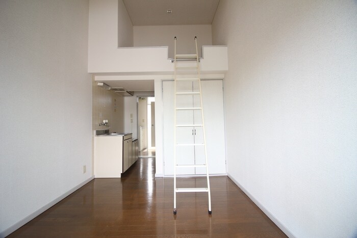 物件内観写真9　(居室)