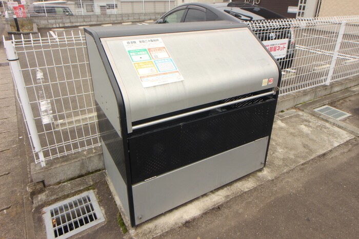 物件外観写真3　(建物設備)