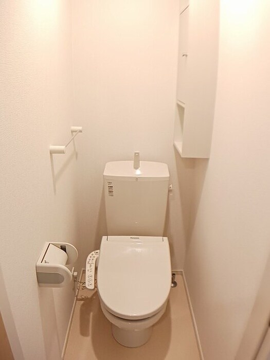 物件内観写真11　(トイレ)