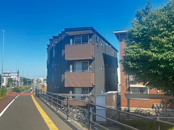 物件外観写真2　(外観写真)