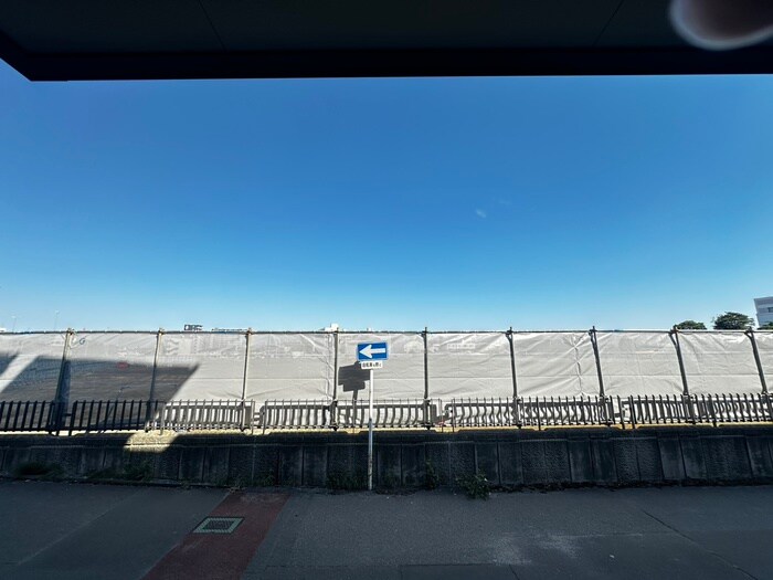 物件内観写真22　(室内からの展望)