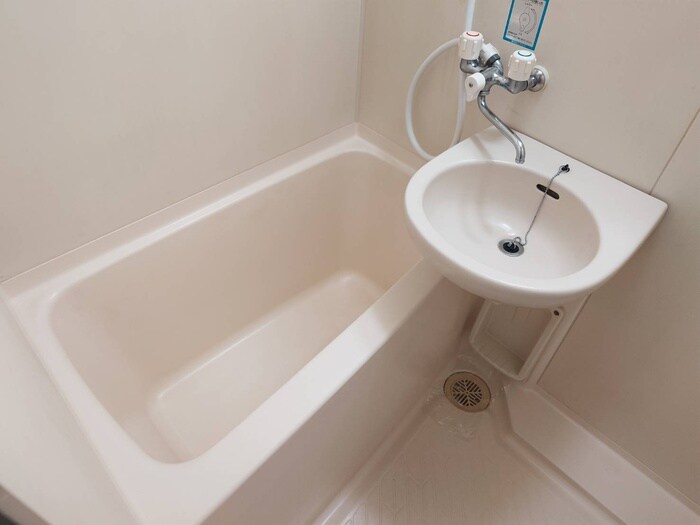 物件内観写真10　(バス／シャワールーム等)