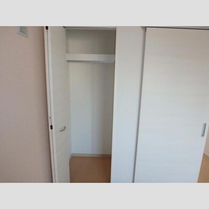 物件内観写真9　(収納)