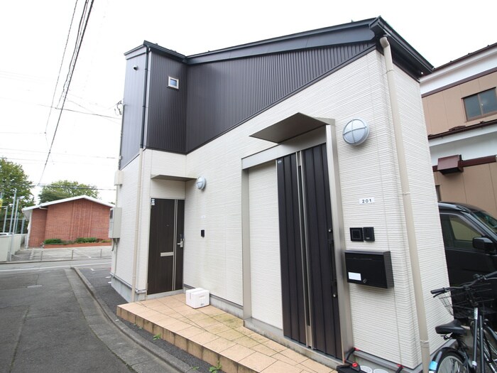 物件外観写真4　(外観写真)