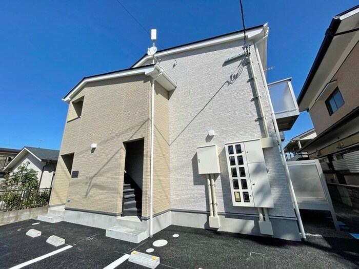 物件外観写真1　(外観写真)