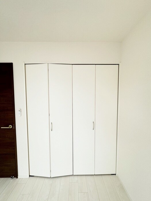 物件内観写真16　(収納)