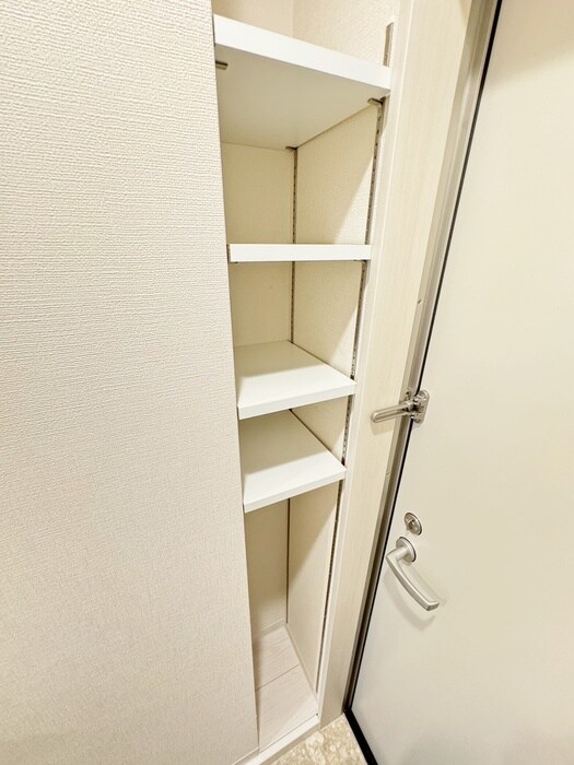 物件内観写真19　(靴箱)