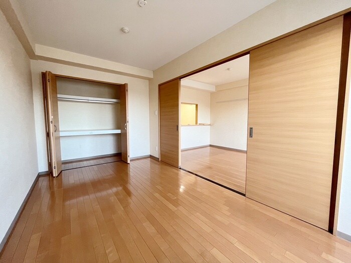 物件内観写真8　(居室)