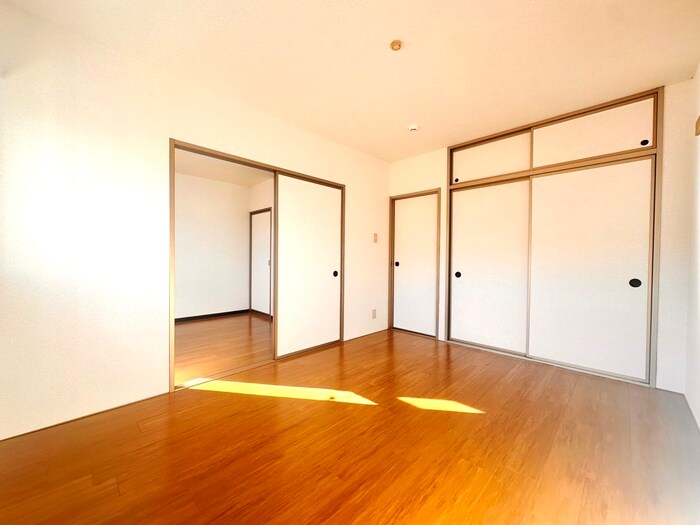 物件内観写真10　(居室)