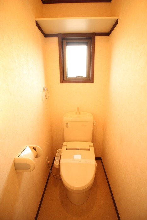 物件内観写真11　(トイレ)