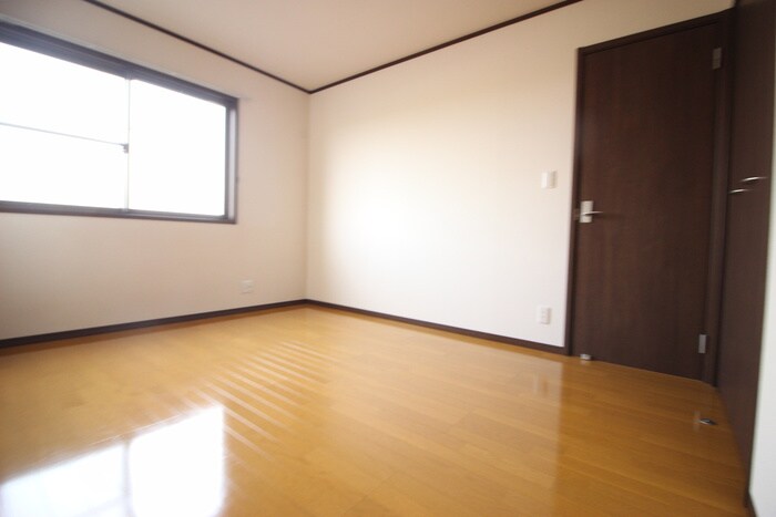 物件内観写真15　(居室)