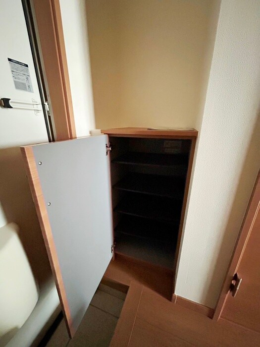 物件内観写真15　(靴箱)