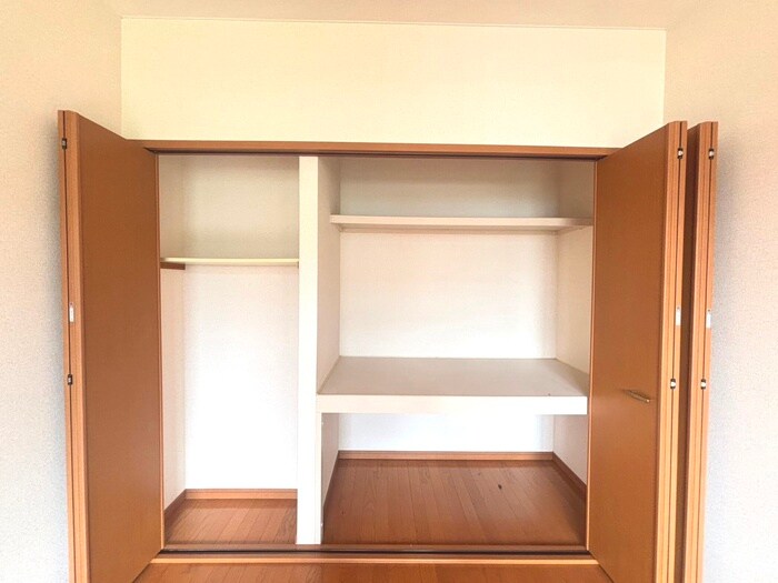 物件内観写真10　(収納)