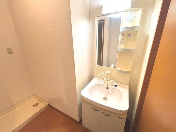 物件内観写真13　(洗面)