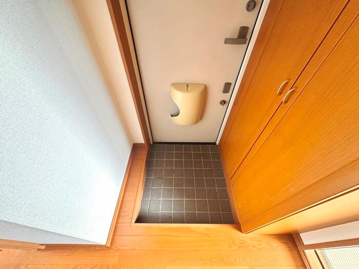 物件内観写真20　(玄関)