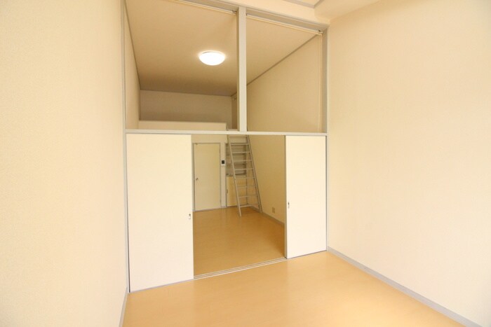 物件内観写真7　(居室)