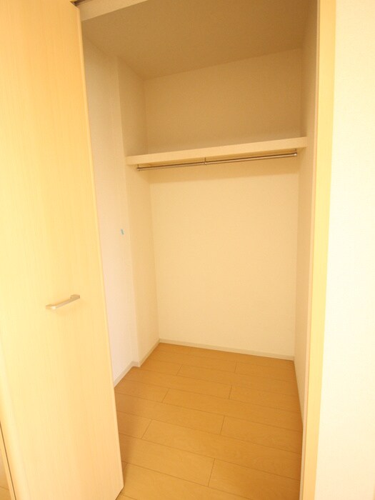 物件内観写真17　(収納)