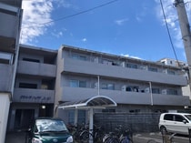 サンレモハイツ上杉の外観写真