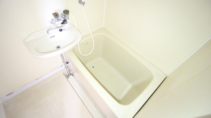 物件内観写真10　(バス／シャワールーム等)