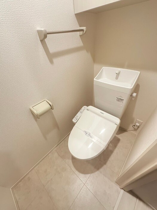 物件内観写真12　(トイレ)