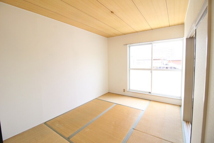 物件内観写真11　(居室)