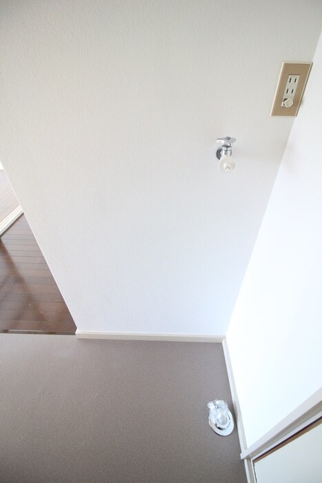 物件内観写真19　(洗濯機置場)