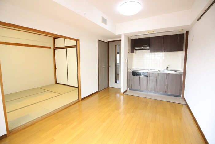 物件内観写真7　(居室)