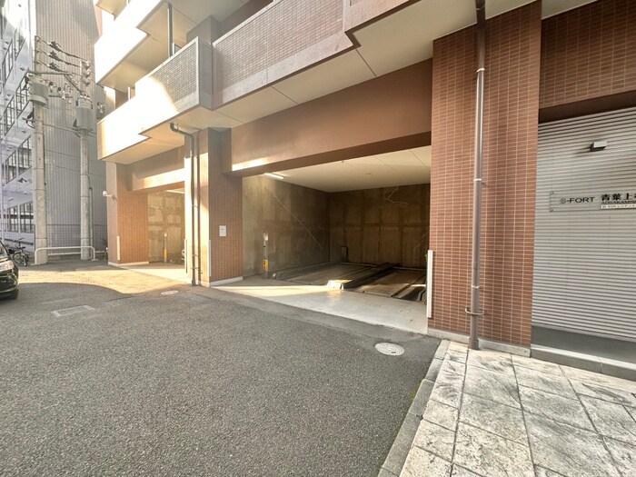 物件外観写真2　(建物設備)