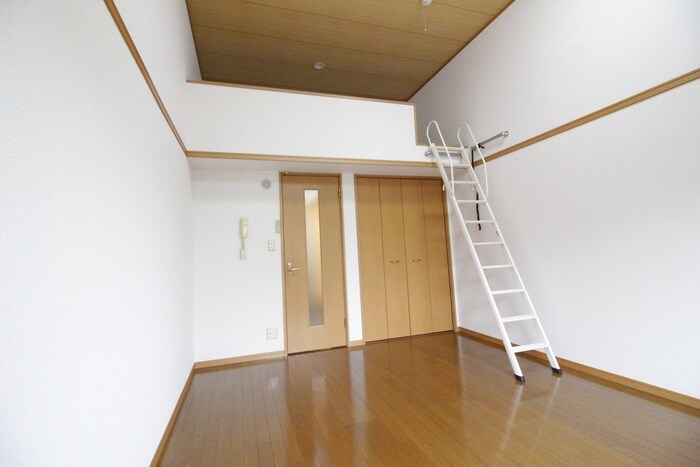 物件内観写真8　(居室)