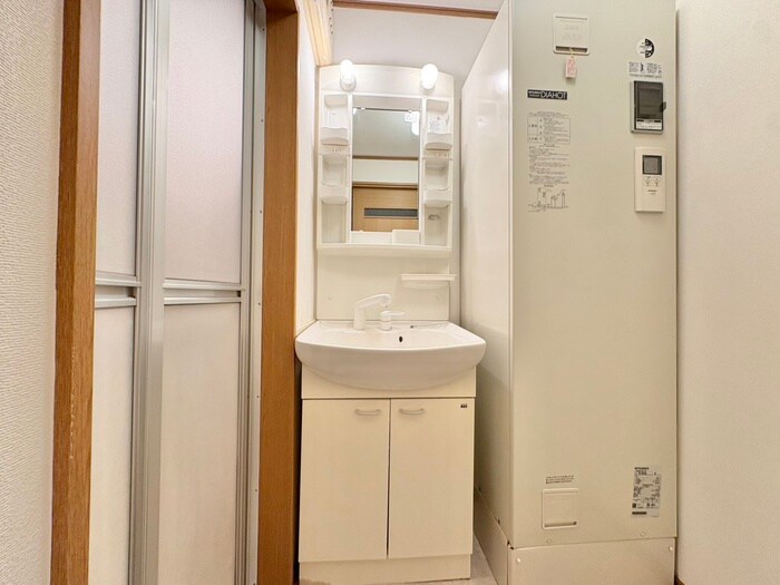 物件内観写真14　(洗面)