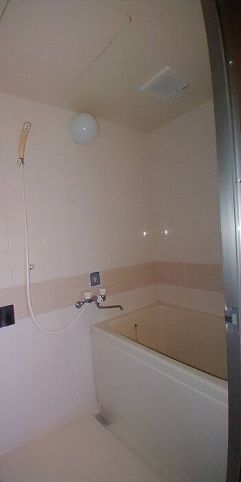 物件内観写真9　(バス／シャワールーム等)