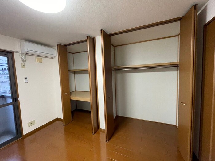 物件内観写真8　(収納)