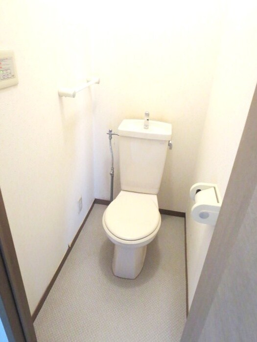 物件内観写真13　(トイレ)