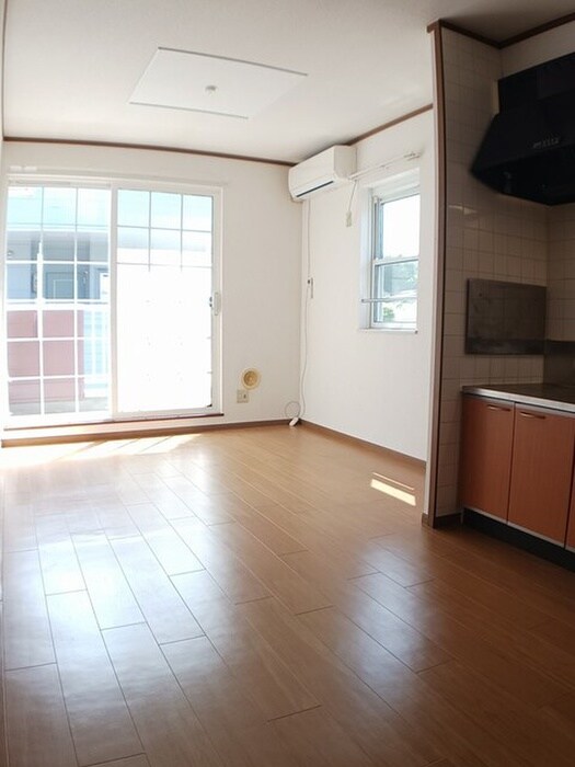 物件内観写真4　(居室)