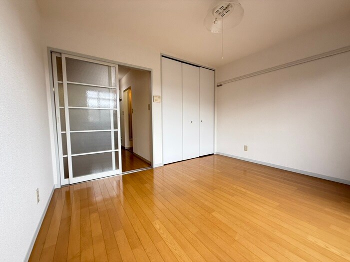 物件内観写真8　(居室)