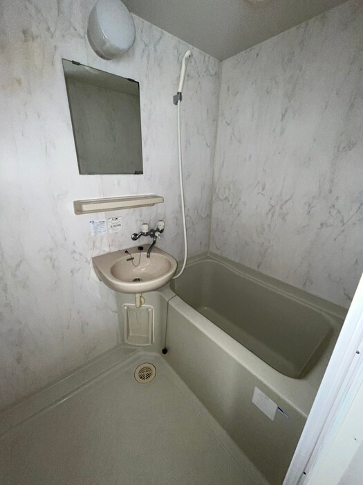 物件内観写真10　(バス／シャワールーム等)