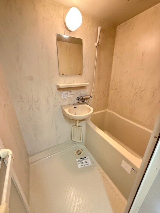 物件内観写真11　(バス／シャワールーム等)