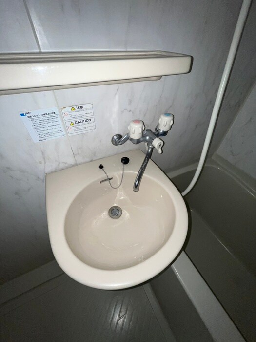 物件内観写真12　(洗面)