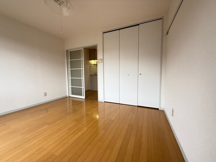 物件内観写真18　(居室)