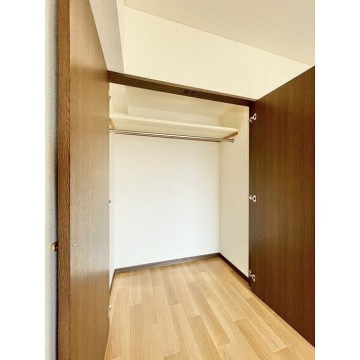 物件内観写真13　(収納)