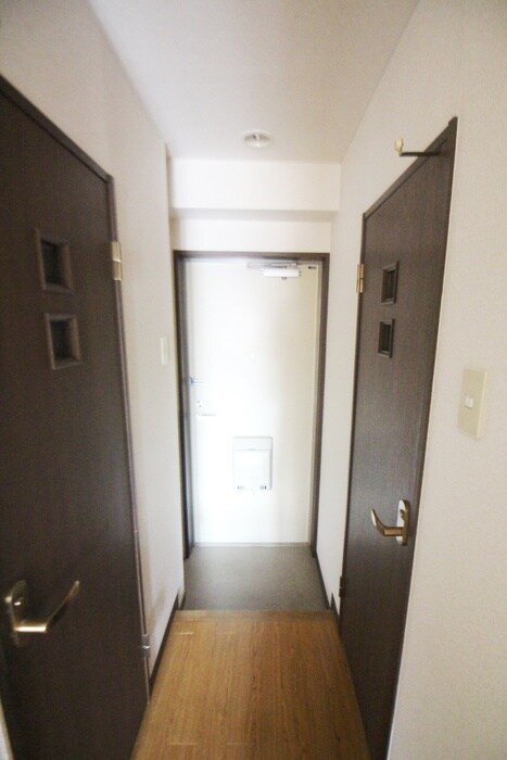物件内観写真21　(玄関)
