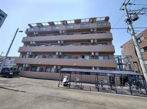 ハイネス柏木外観写真