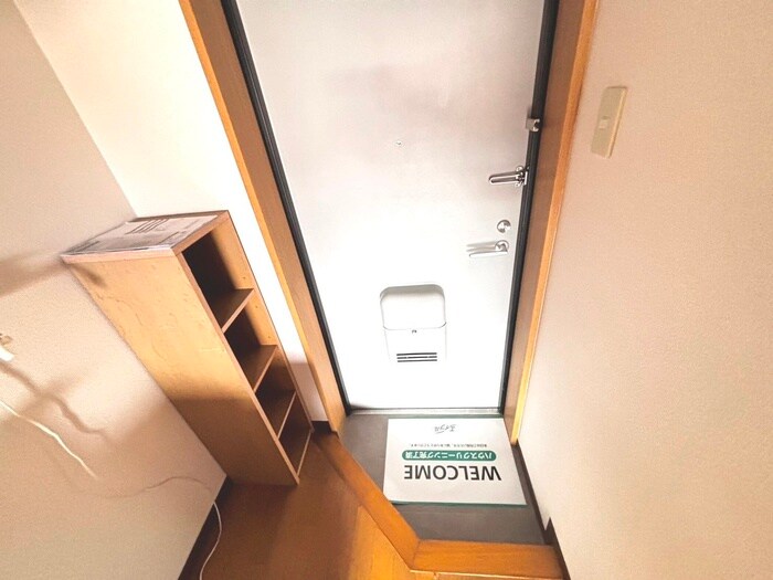 物件内観写真19　(玄関)