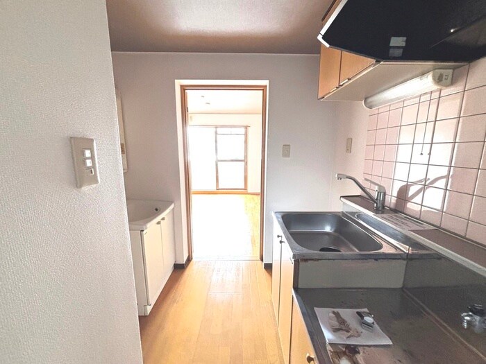 物件内観写真20　(廊下)