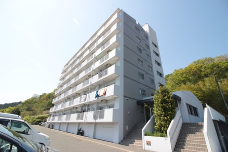 リュウセイマンション外観写真
