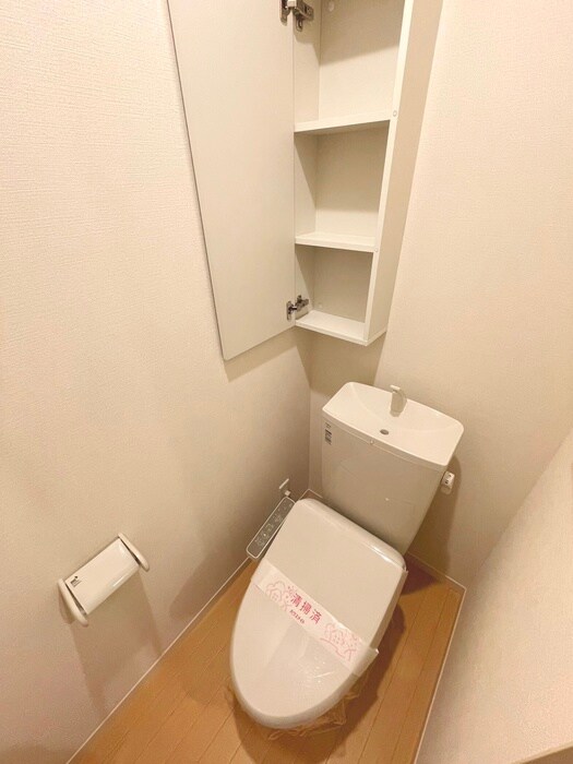 物件内観写真13　(トイレ)