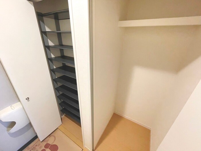 物件内観写真20　(靴箱)